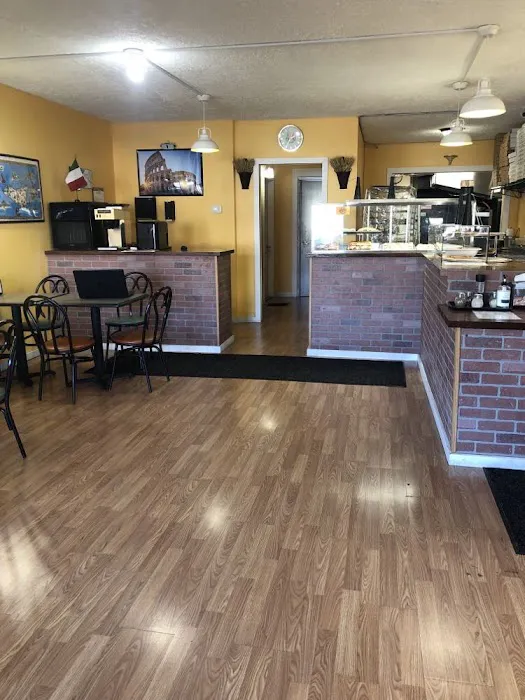 VERDELAGO'S PIZZERIA Picture 10