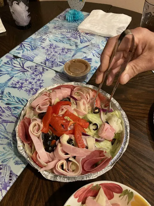 Utopia Pizzeria (Suzy's Tomato Pizzeria) Picture 3