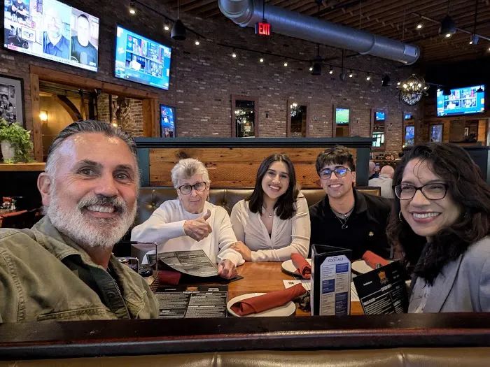 Tommys Tavern + Tap Picture 10