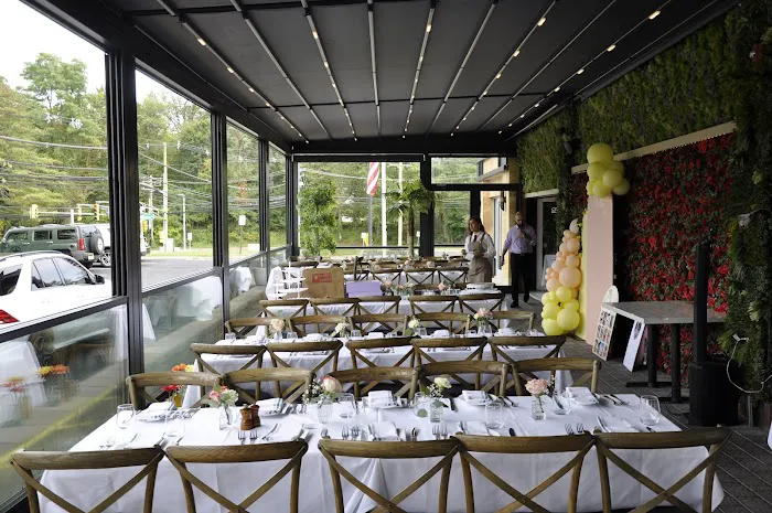 BellaRosa Free Style Italian Restaurant Picture 4