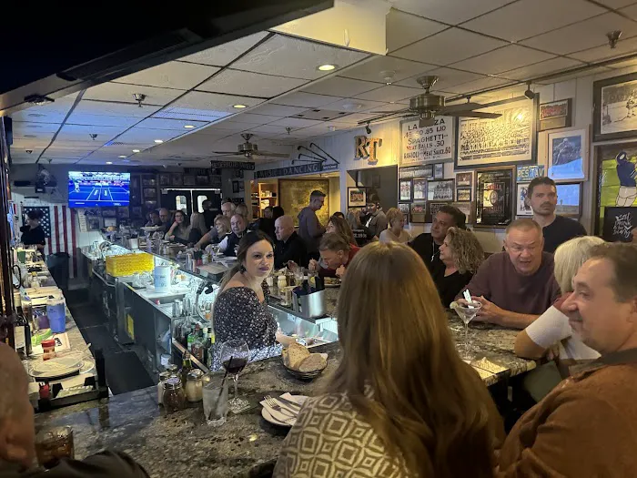 Reservoir Tavern Picture 4