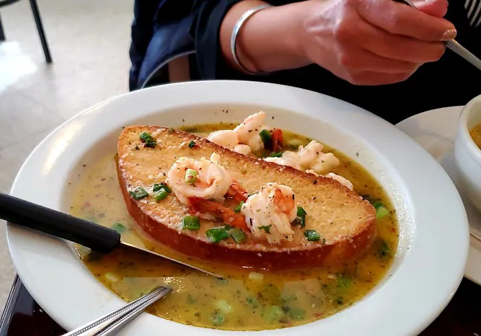 Reservoir Tavern Picture 8