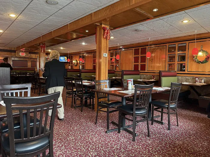 Paul's Family Diner Picture 8