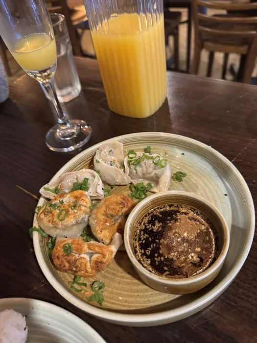 KUROBUTA - White Charcoal Grille Picture 7