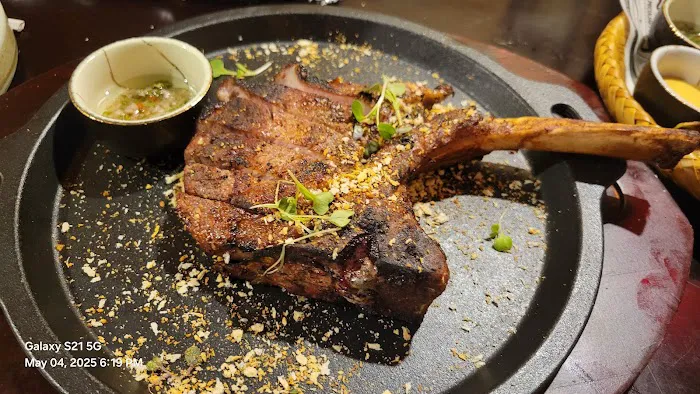 KUROBUTA - White Charcoal Grille Picture 3