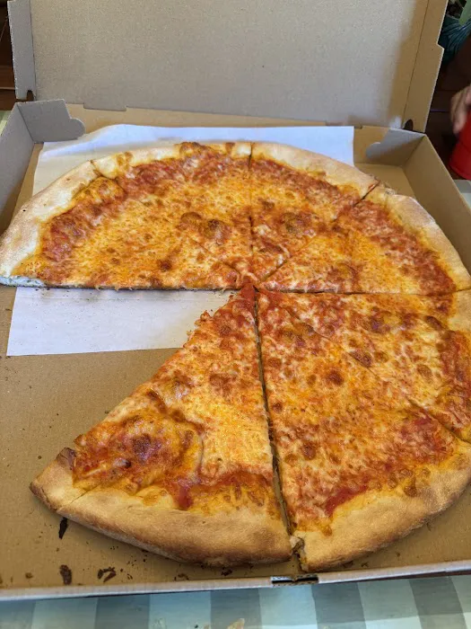 Catusco's Pizza Picture 2