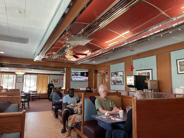 Dix Hills Diner Picture 8