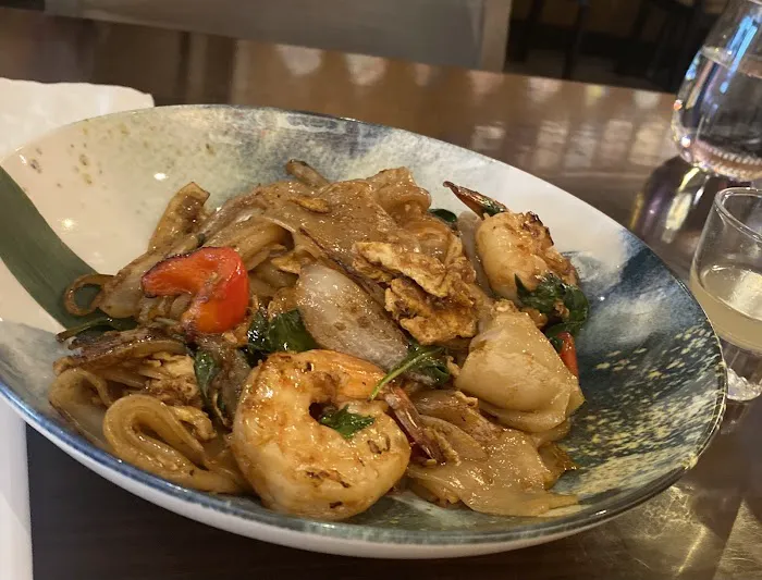 RaCha Thai Cuisine Picture 9