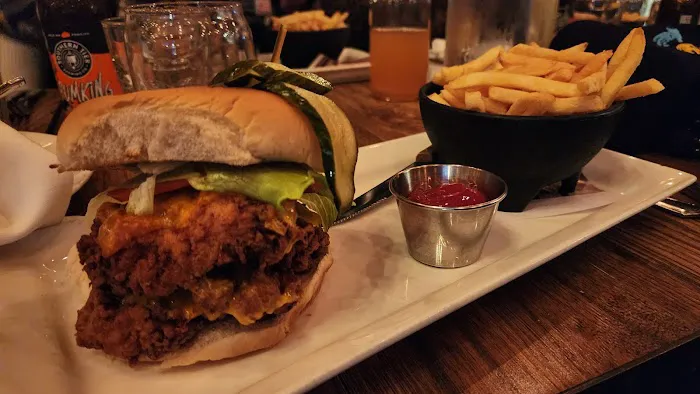 Crabtree's New York & Main Picture 3