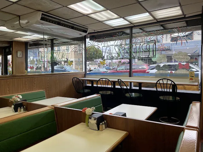 Little Vincent's Pizza Picture 2