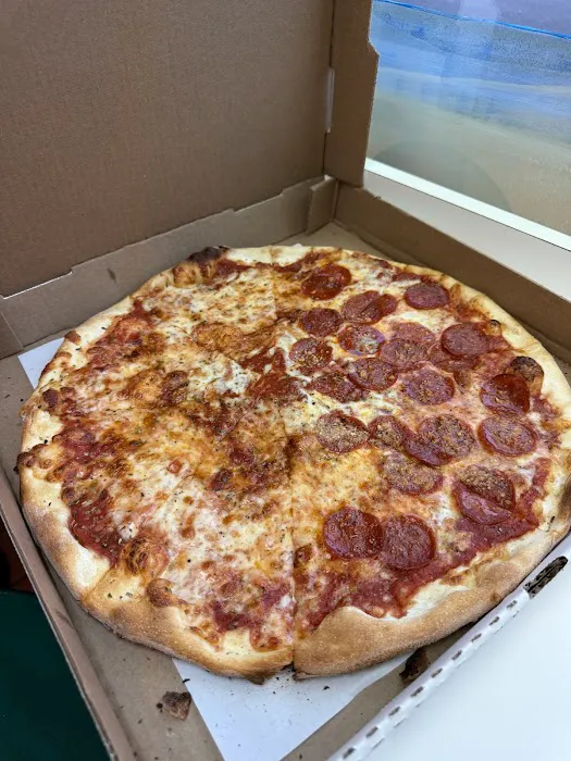 Little Vincent's Pizza Picture 6