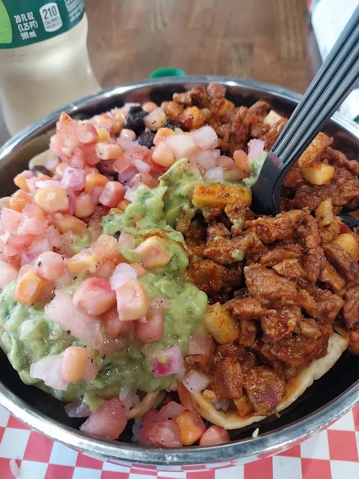 TACO EL CHINGÓN (Huntington) Picture 3