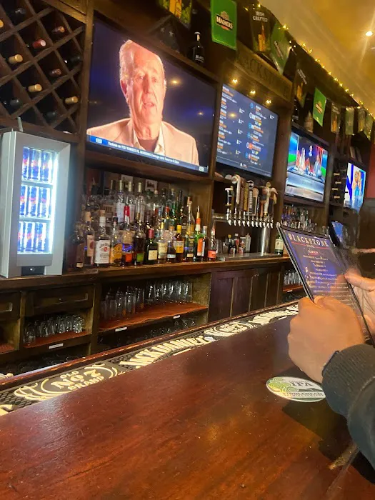 Blackstone Bar & Grill Picture 4