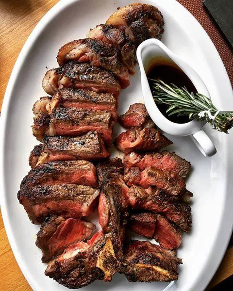 IMC Restaurant & Bar Picture 10