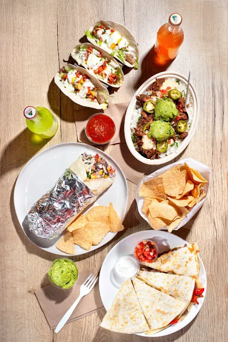 Cabo Fresh - Commack Picture 4