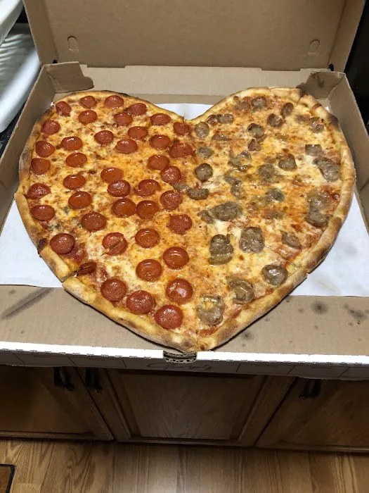 GINO’S OF COMMACK Picture 7