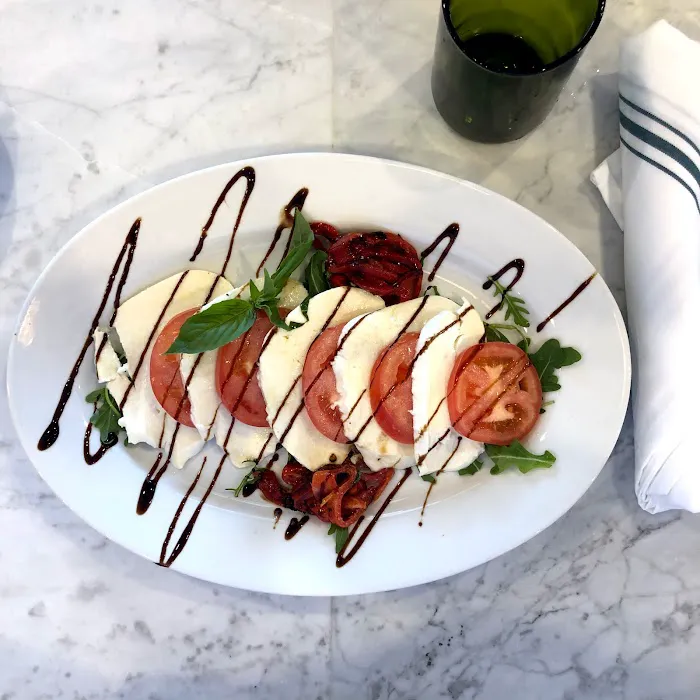 GINO’S OF COMMACK Picture 8