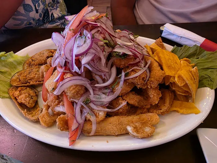 Candela Commack Picture 2