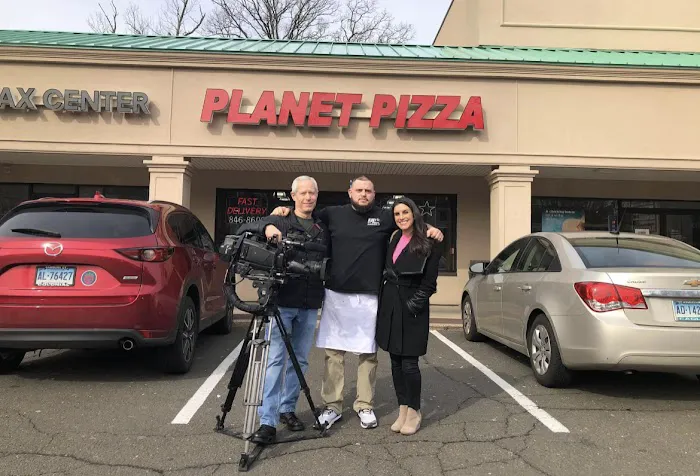 Planet Pizza Norwalk Picture 2