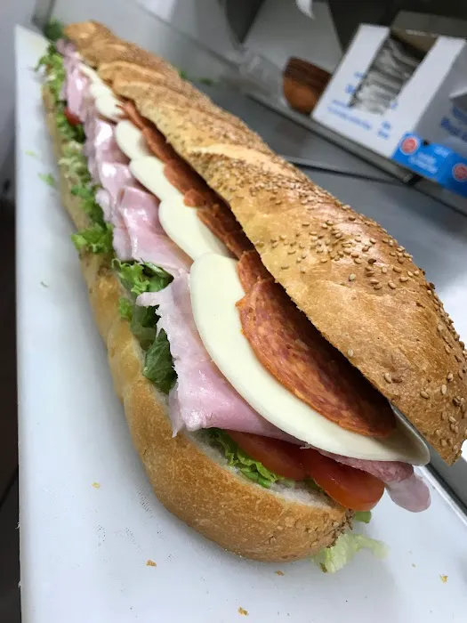 Planet Pizza Norwalk Picture 3