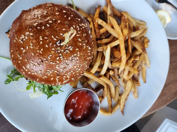 Oak and Almond Picture 9