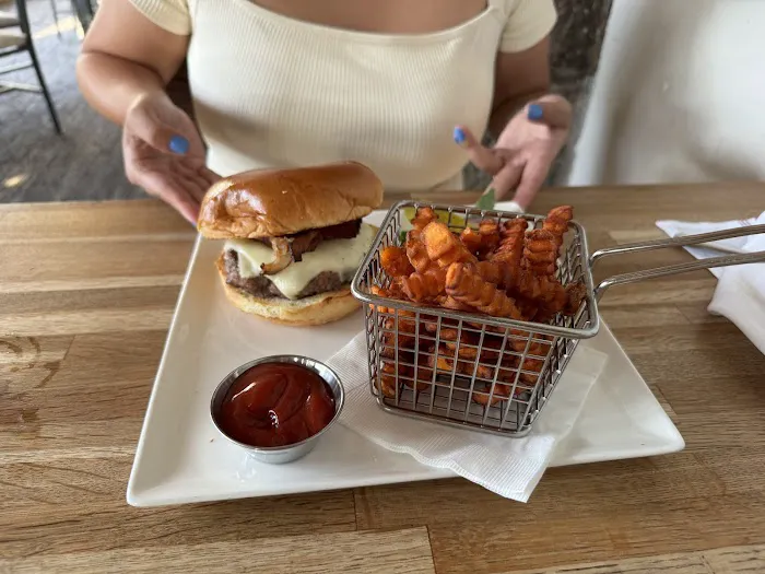 Prime Pub Somers Picture 7