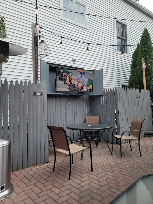 The Creek Picture 10