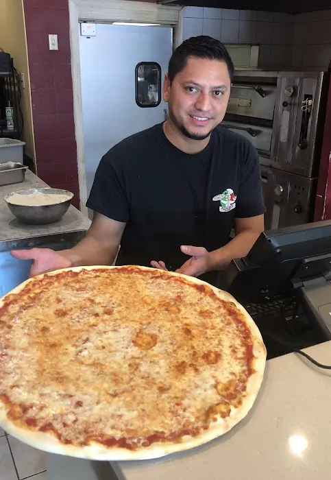 Sal's Pizza And Pasta Picture 6