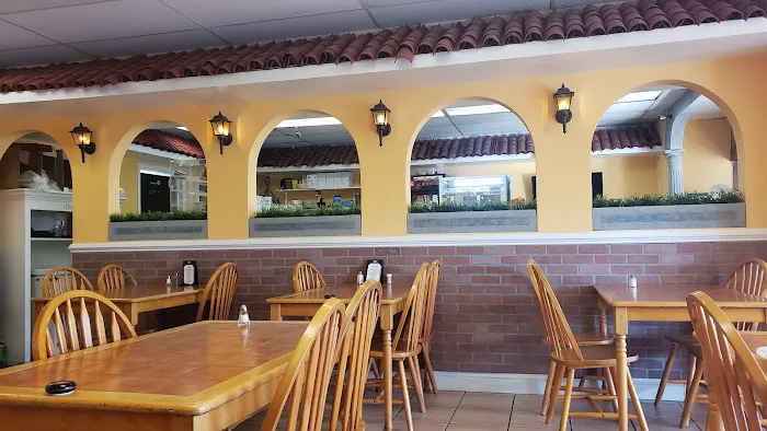 La Antigua Restaurant & Bakery Picture 5