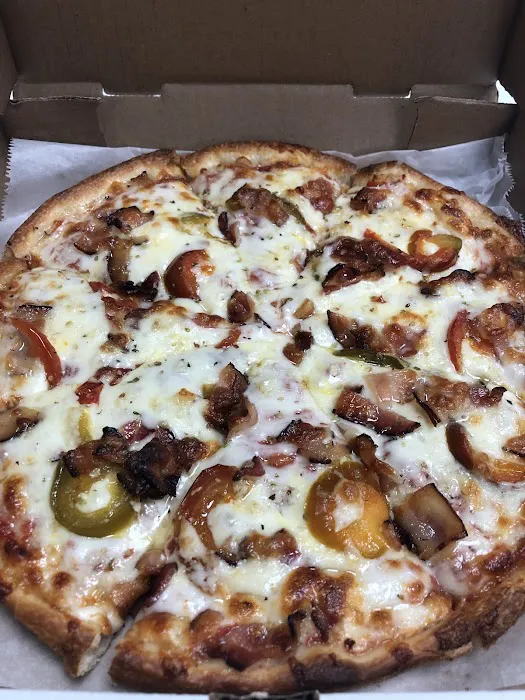 Nikos Pizza & Greek Grill Picture 8