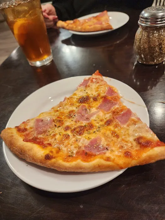 Main Street Pizza Picture 2