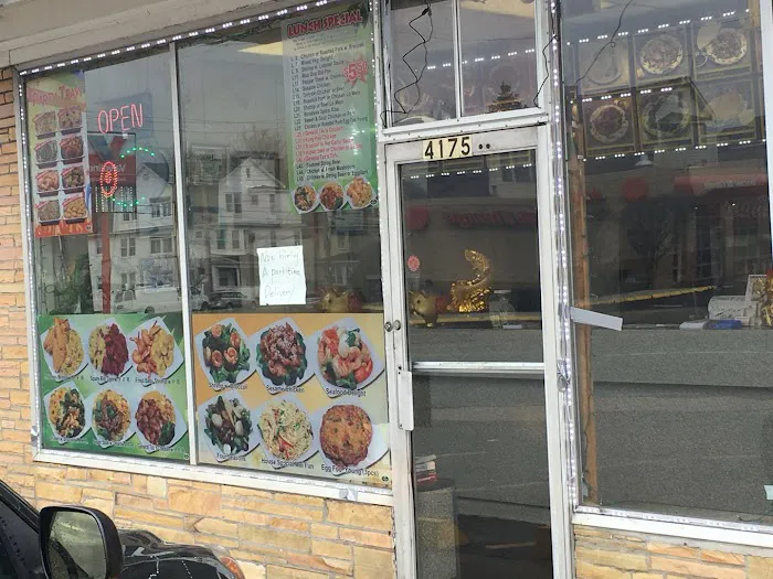 Seven Stars Chinese Restaurant Picture 4