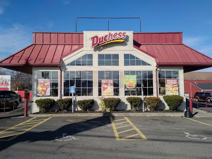 Duchess Restaurant Picture 8