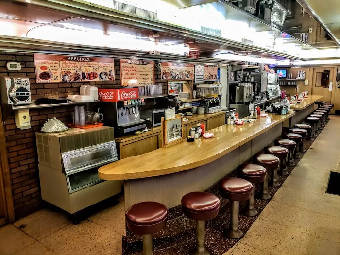 White's Diner Picture 6