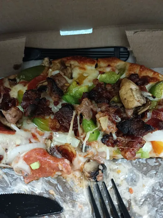 Crossroads Pizza Picture 3