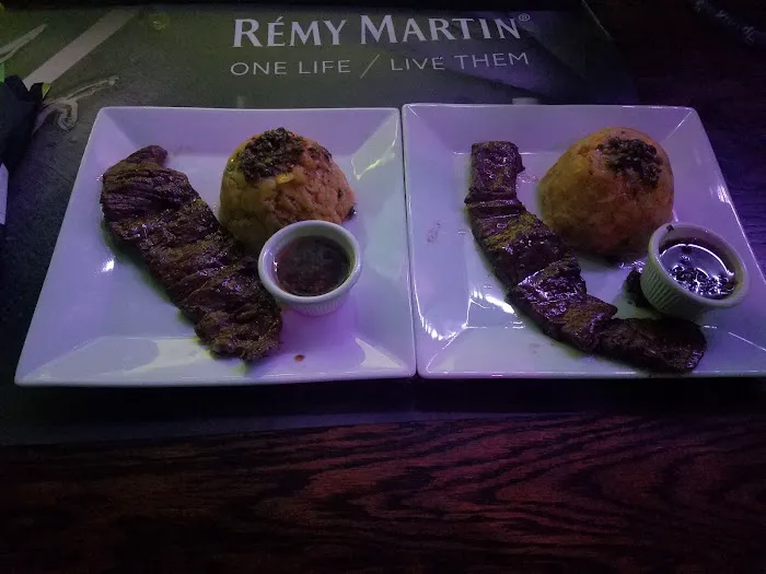 Paradise Restaurant and Bar Picture 1