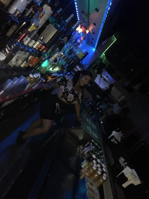 Paradise Restaurant and Bar Picture 3