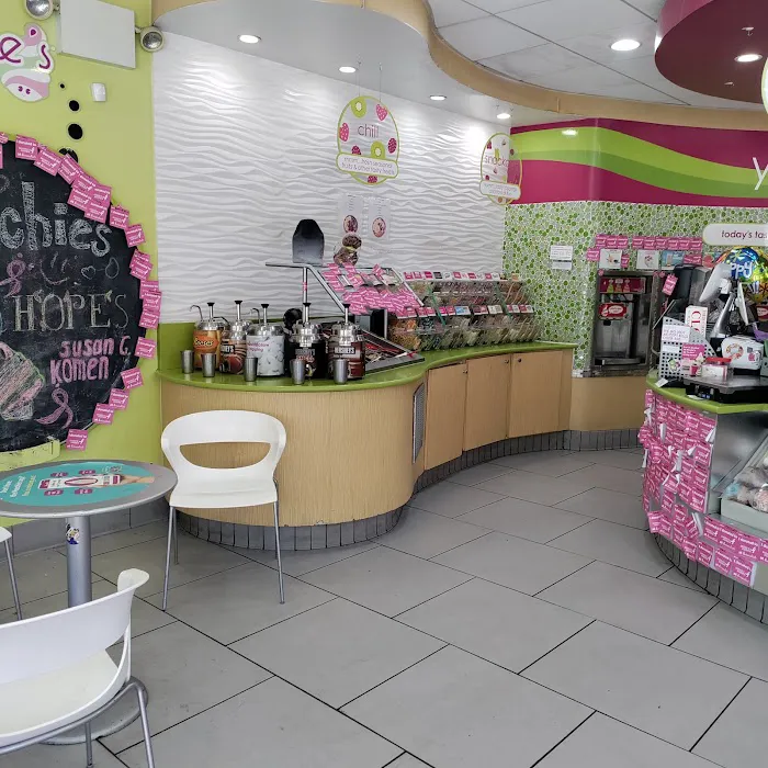 Menchie's Frozen Yogurt Picture 5