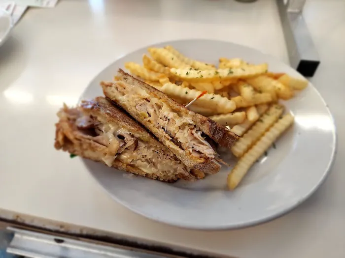 Joe's Diner Picture 6