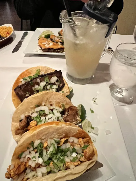 El Sueno Honduran Grill Picture 3