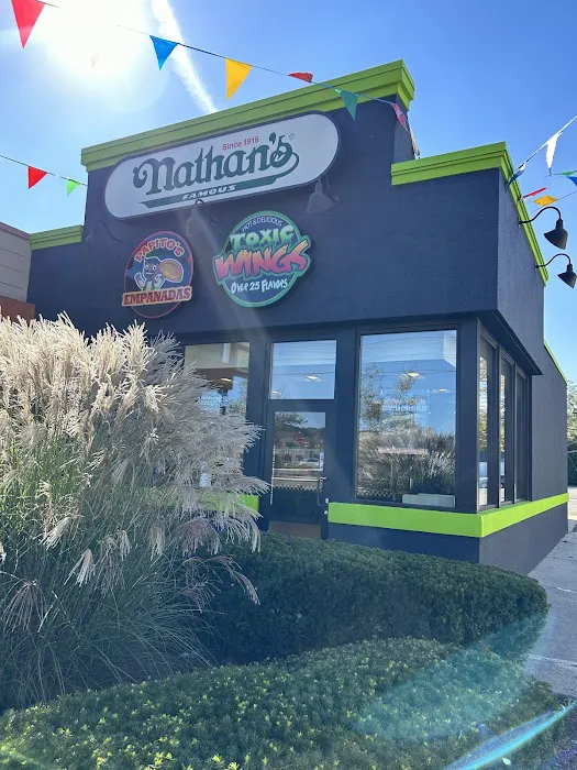 Toxic wings Huntington Picture 1