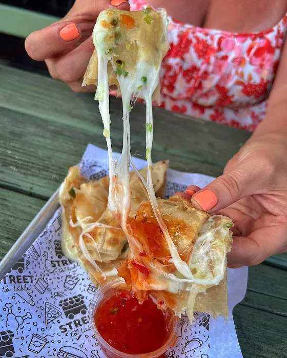 Street to Table, Huntington Station - Restaurant & Bar Picture 2