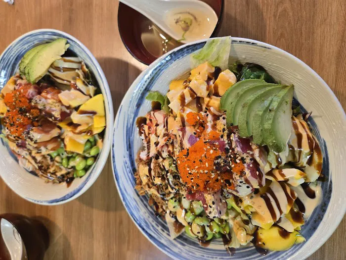 Lucky 110 Sushi Picture 7