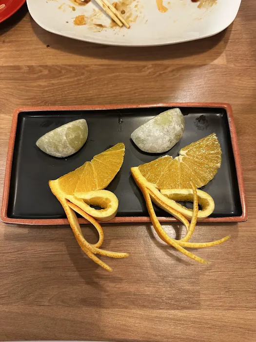 Lucky 110 Sushi Picture 8