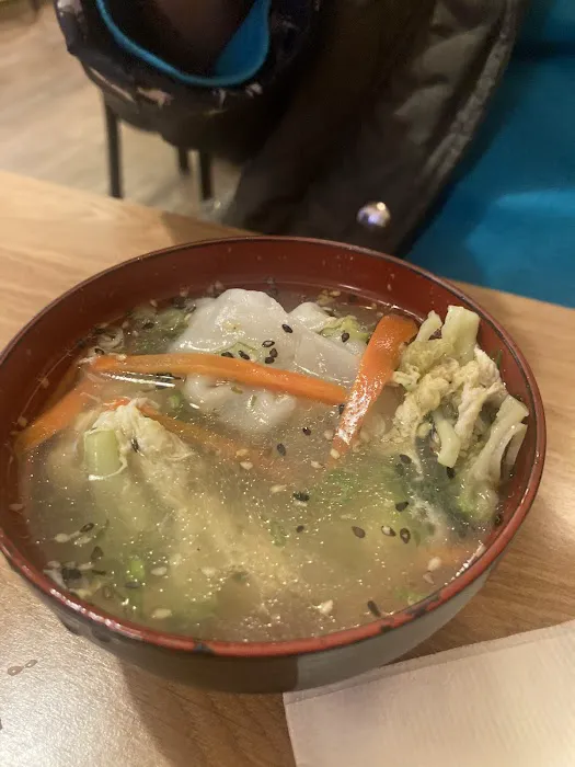 Lucky 110 Sushi Picture 10