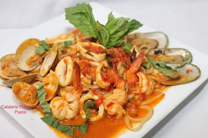 Calabria Pizza & Pasta Picture 6