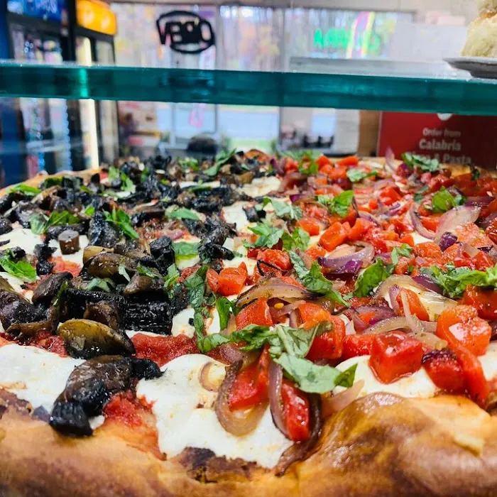 Calabria Pizza & Pasta Picture 8