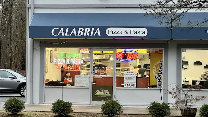 Calabria Pizza & Pasta Picture 3