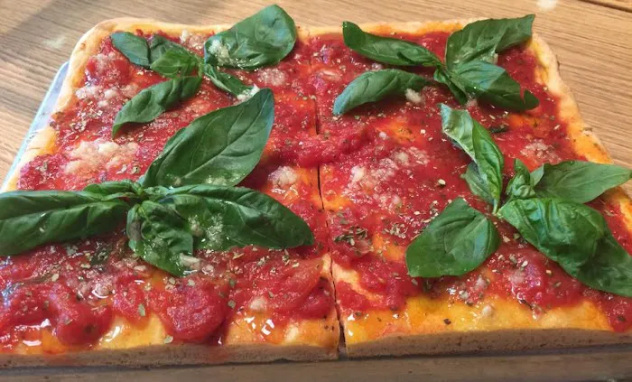 Antonella's Pizzeria & Restaurant Picture 6