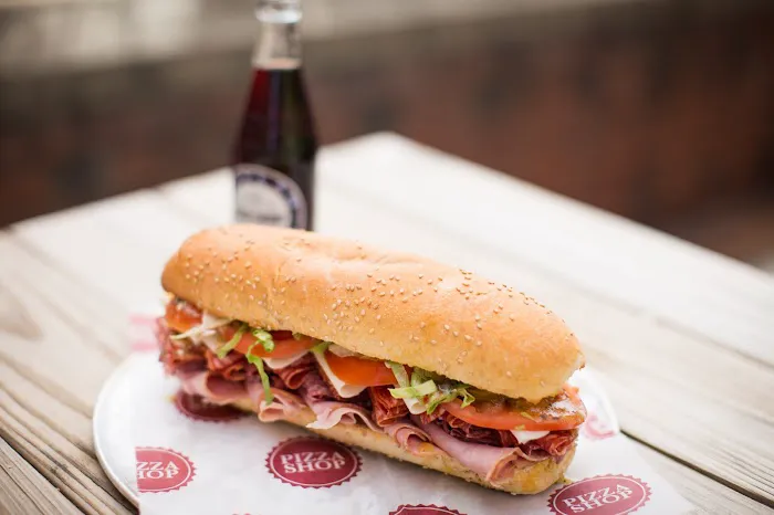 Pizza Shop Picture 6